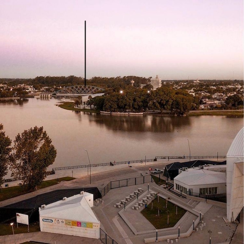 DEPTO EN VENTA / PLENA COSTANERA / COSTANOVA