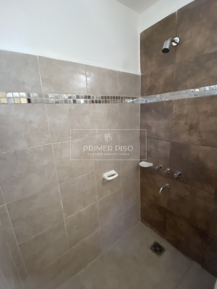 ALQUILER / DUPLEX / BARRIO SAN JUAN BAUTISTA