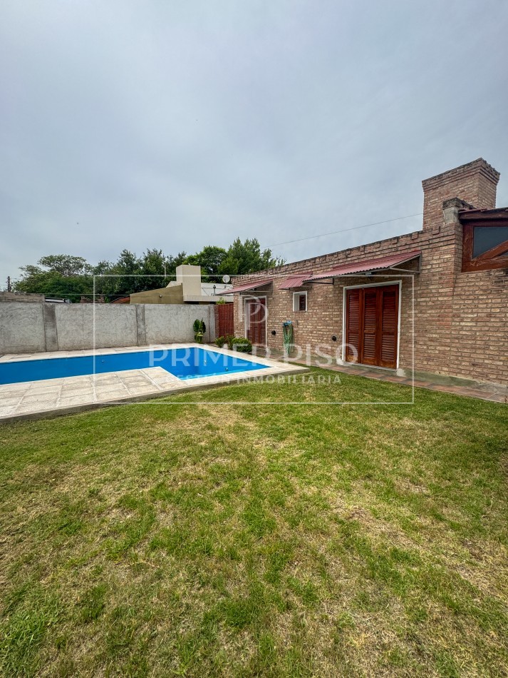 Casa en venta | Barrio Pinar de las Tejas, Villa Nueva