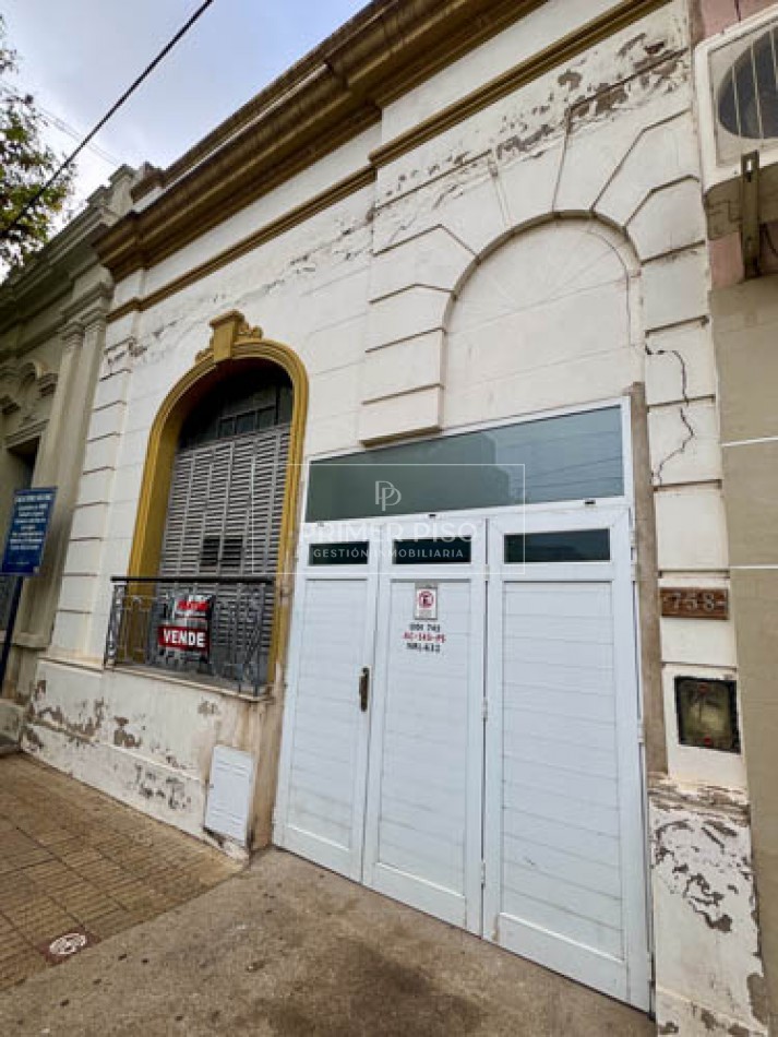 Casa para refaccion en venta | Barrio Centro Sur