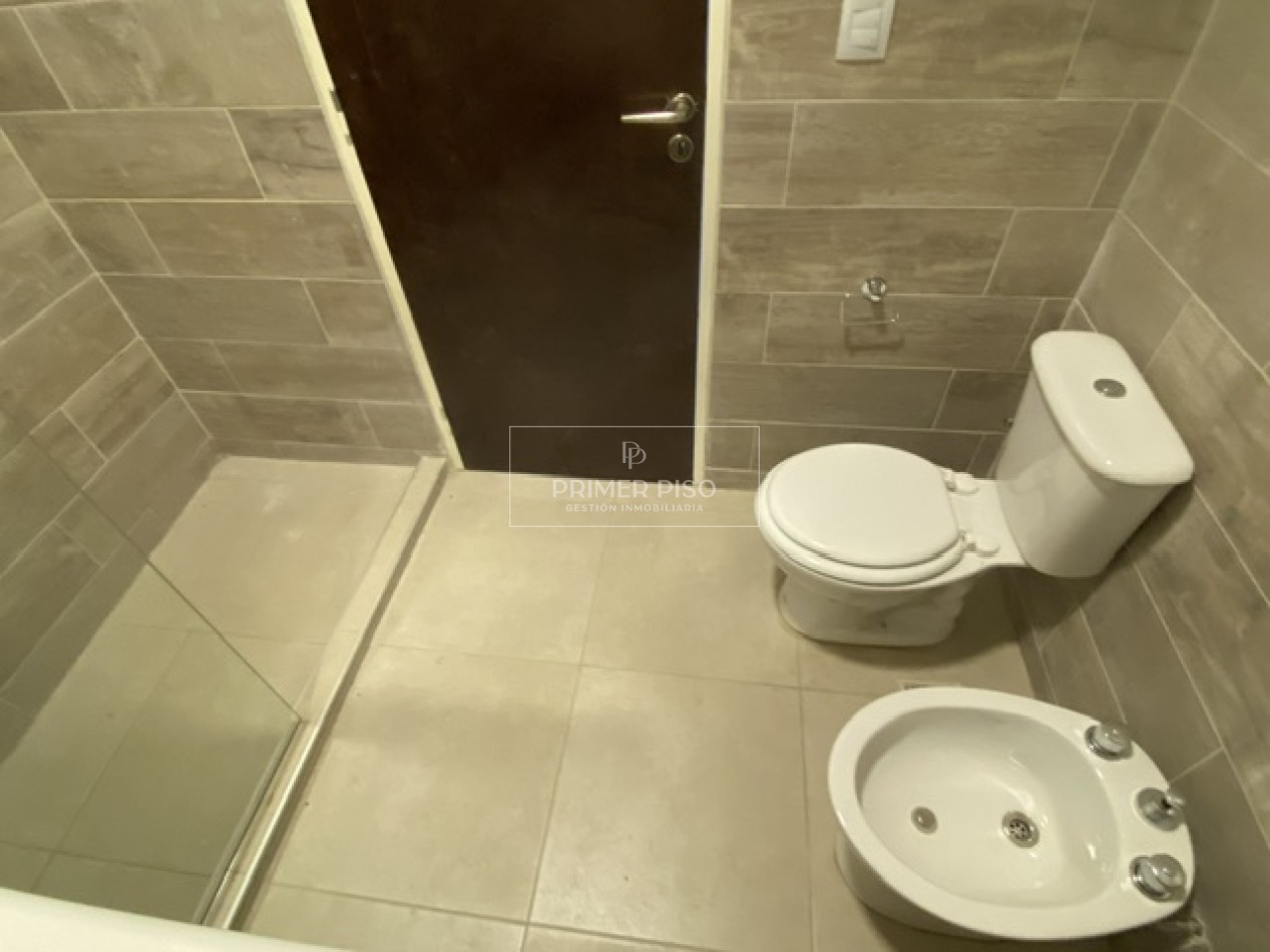 VENTA / CASA / VILLA ALBERTINA