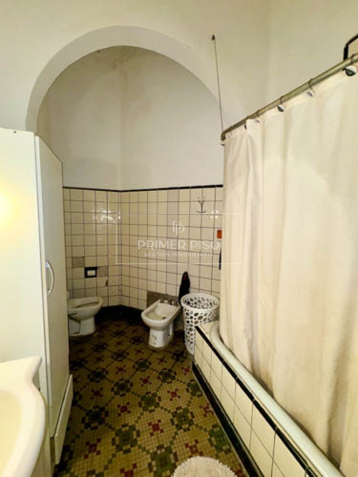Casa para refaccion en venta | Barrio Centro Sur