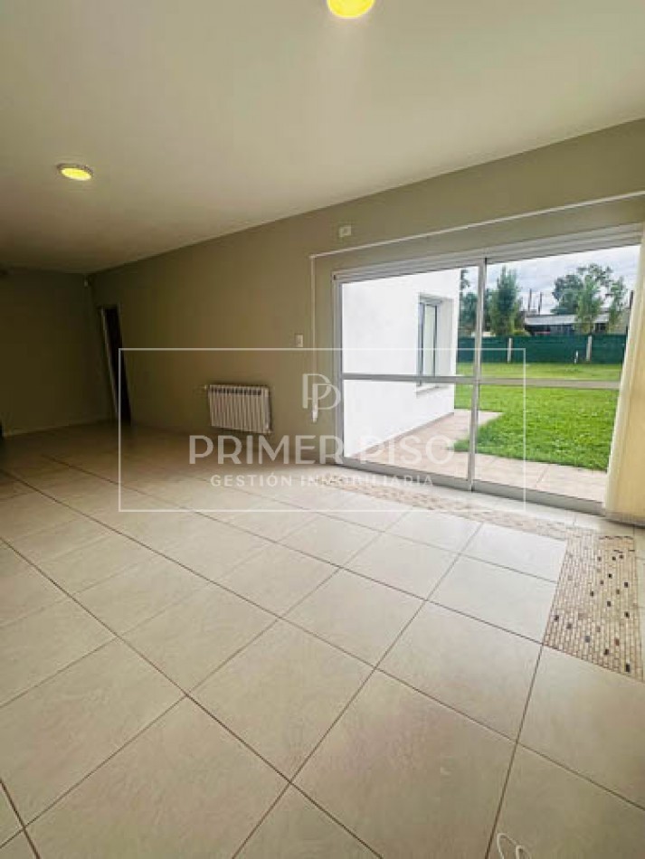 VENTA / CASA / BARRIO MIRADORES DEL GOLF