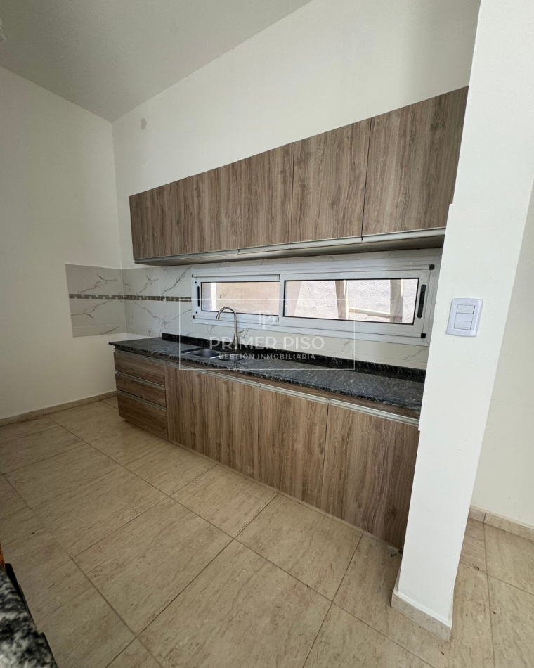 VENTA / CASA / BARRIO VILLA ALBERTINA, VILLA MARIA