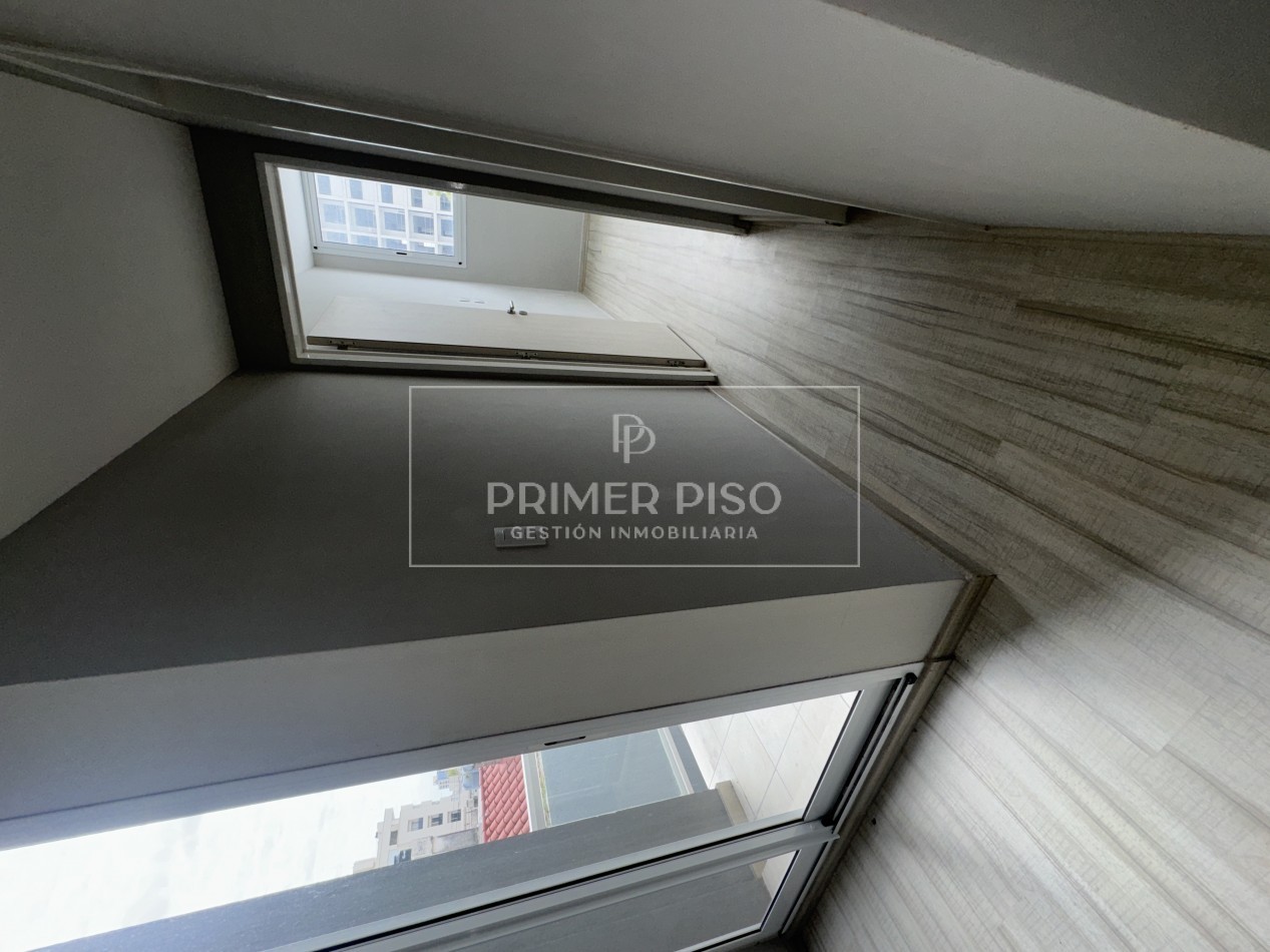 VENTA / DEPTO 2 DORMITORIOS / BARRIO CENTRO 