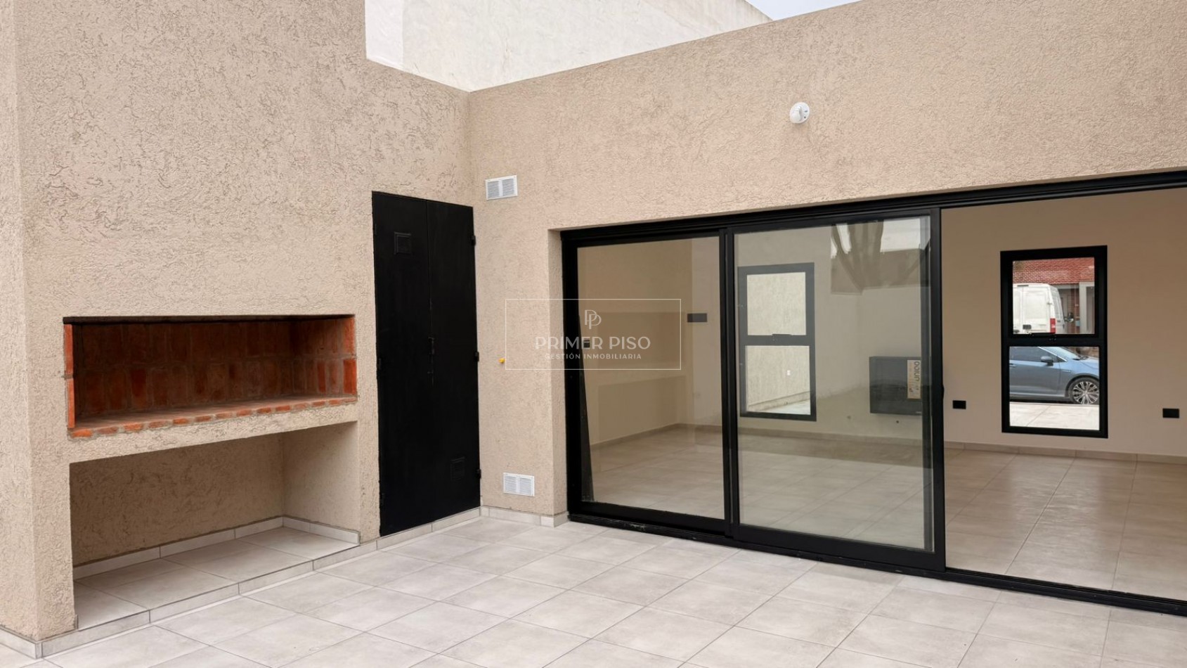 VENTA / CASA / BARRIO RAMON CARRILLO