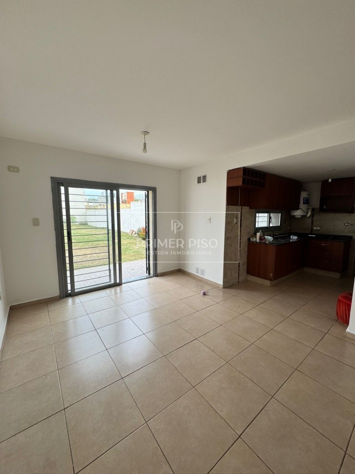 ALQUILER / CASA 2 DORMITORIOS / BARRIO PARQUE NORTE