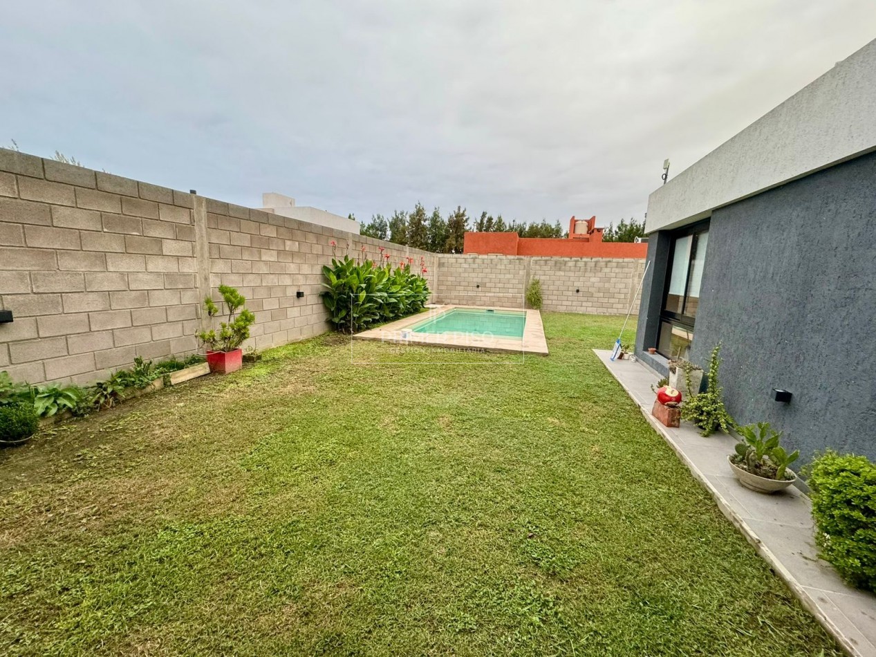 VENTA - ALQUILER  / CASA / BARRIO LAS LILAS