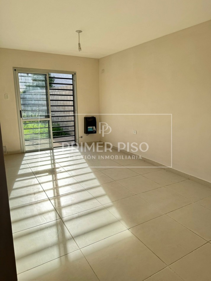 Se alquila Duplex | Barrio Solares del Norte