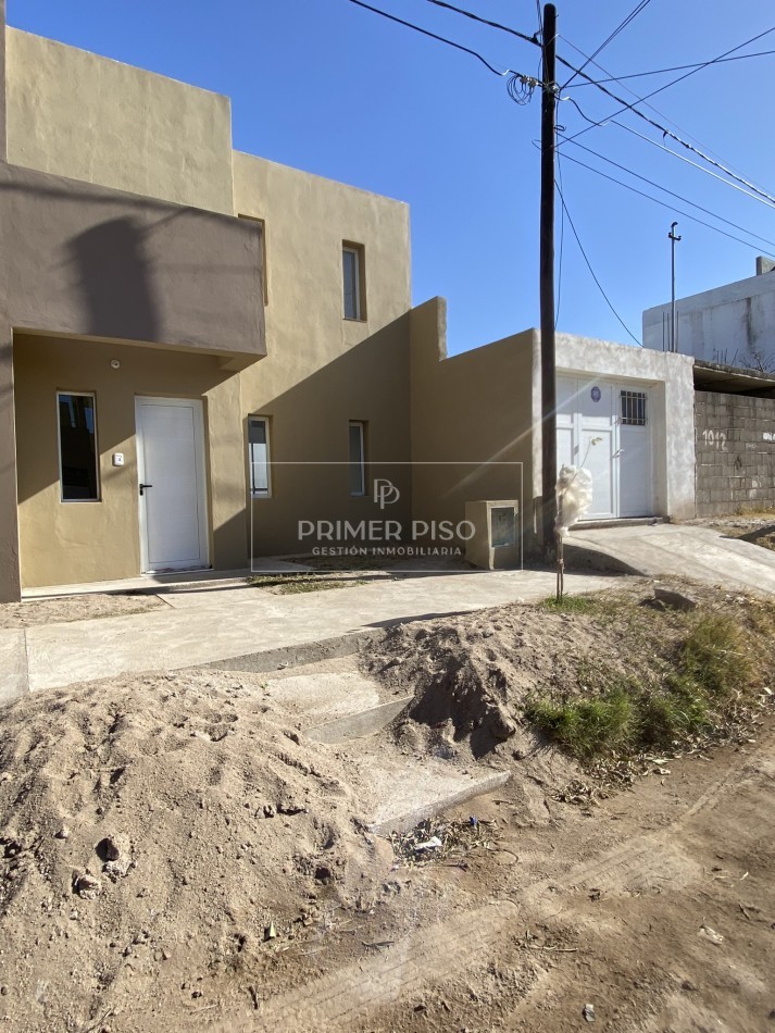 ALQUILER / DUPLEX / BARRIO SAN JUAN BAUTISTA