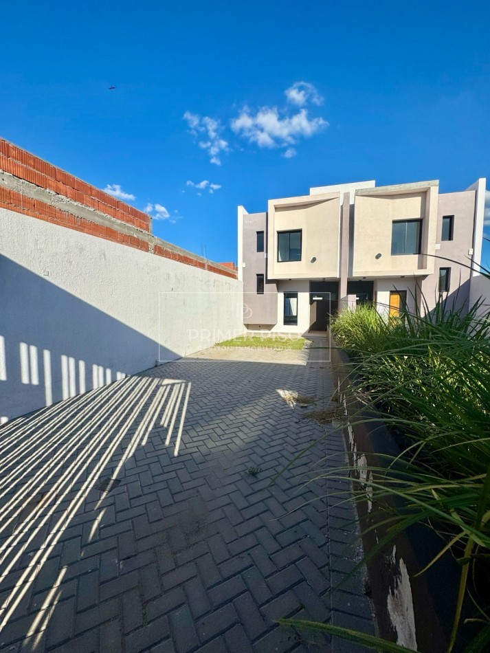 SE VENDE / DUPLEX / BARRIO SOLARES DEL NORTE