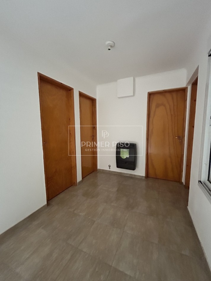 ALQUILER / CASA / SAN JUAN BAUTISTA