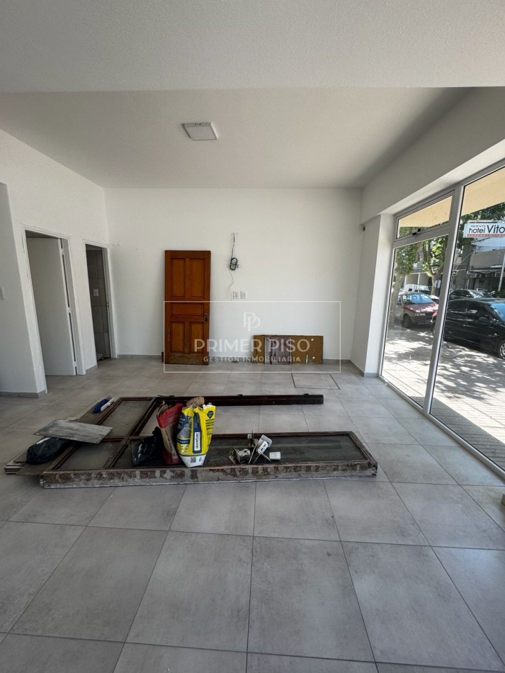 SE ALQUILA / LOCAL COMERCIAL / BARRIO CENTRO
