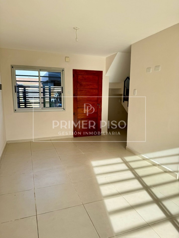 Se alquila Duplex | Barrio Solares del Norte
