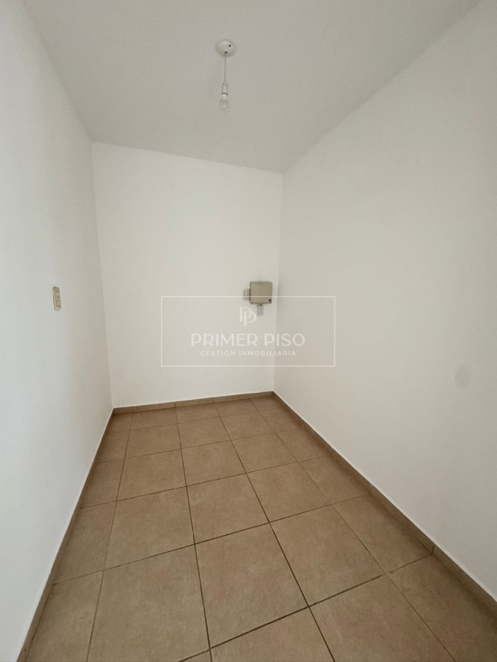 ALQUILER / CASA 2 DORMITORIOS / BARRIO PARQUE NORTE