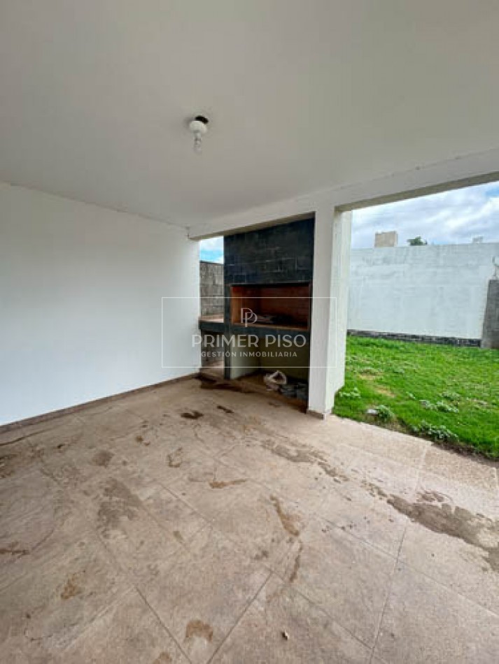 VENTA / DUPLEX / BARRIO CTALAMUCHITA