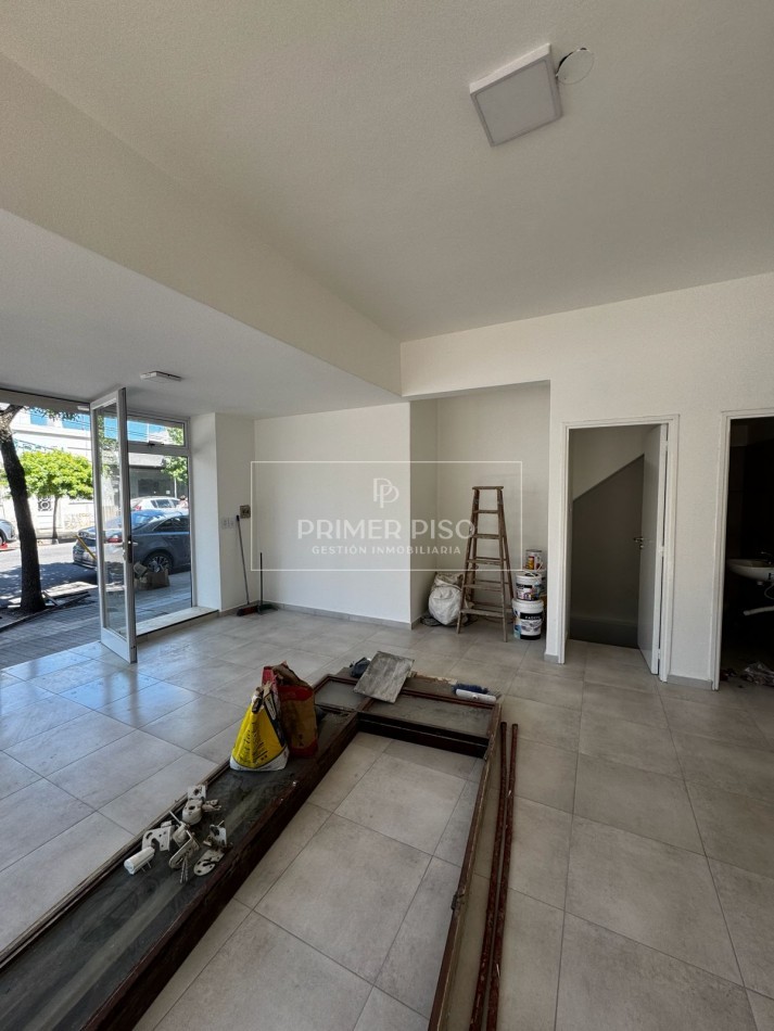 SE ALQUILA / LOCAL COMERCIAL / BARRIO CENTRO