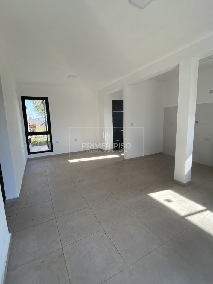 VENTA / CASA / VILLA ALBERTINA