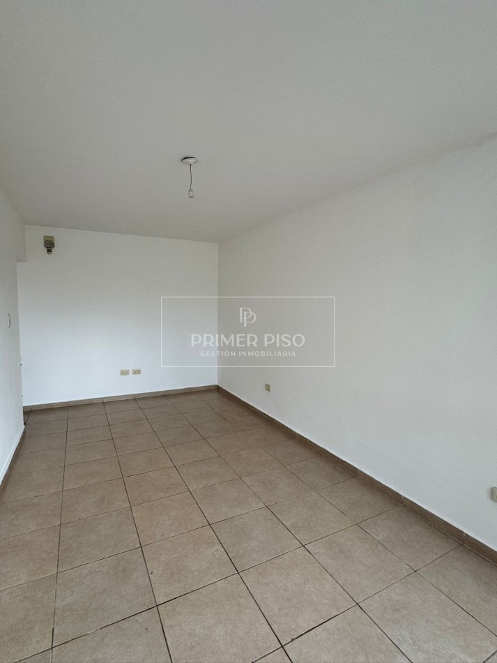 ALQUILER / CASA 2 DORMITORIOS / BARRIO PARQUE NORTE