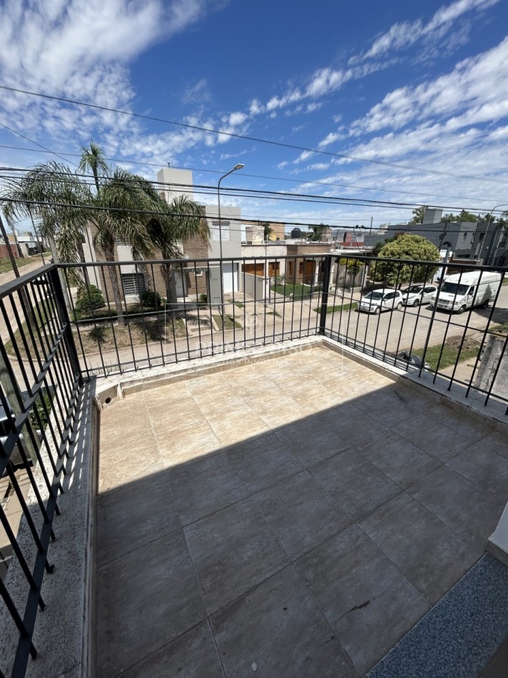 ALQUILER / CASA / SAN JUAN BAUTISTA