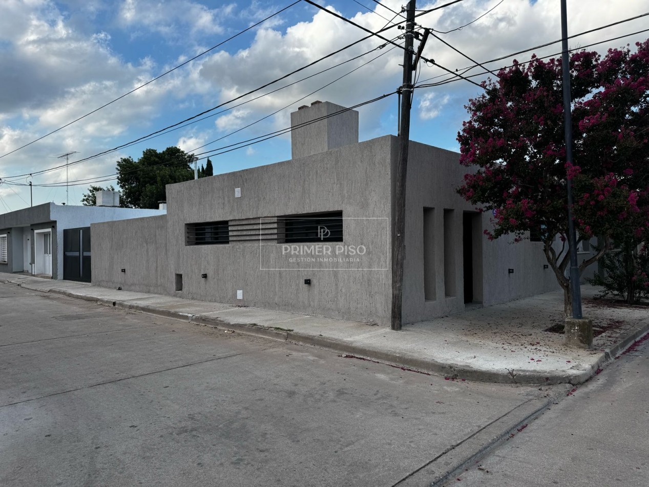 VENTA / CASA / BARRIO RIVADAVIA 