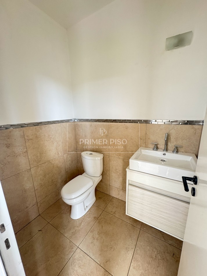 VENTA / DUPLEX / BARRIO CTALAMUCHITA
