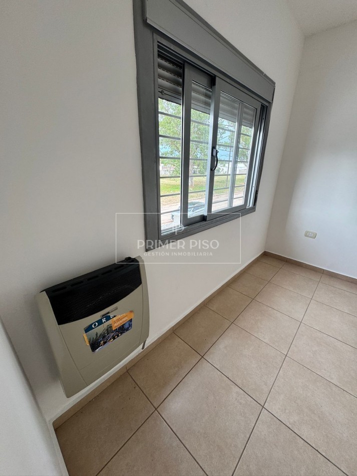 ALQUILER / CASA 2 DORMITORIOS / BARRIO PARQUE NORTE