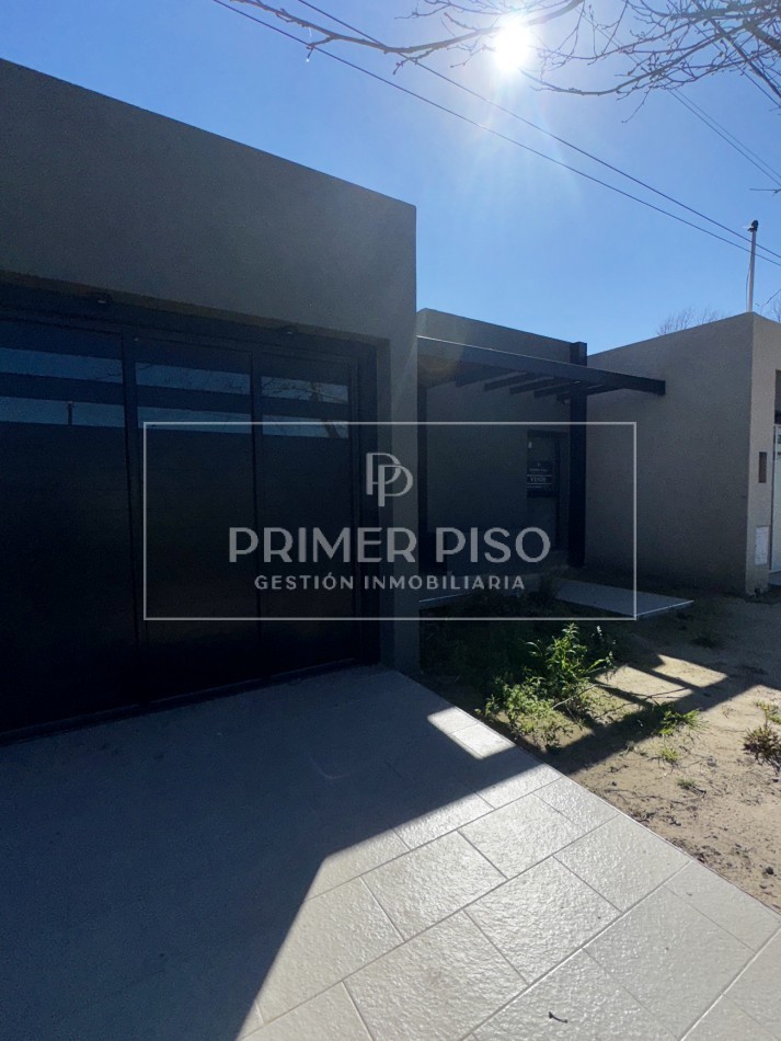 VENTA | CASA / BARRIO JARDINES DEL GOLF