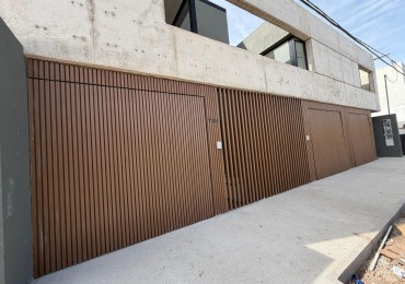 SE ALQUILA DUPLEX / BARRIO MARIANO MORENO / 