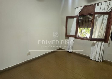 SE VENDE CASA / BARRIO ALMIRANTE BROWN