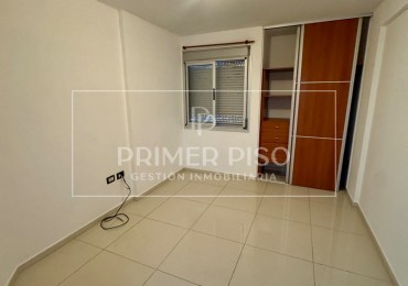 Se alquila / depto / barrio centro 