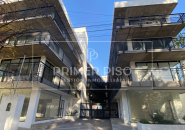 VENTA / COCHERA / BARRIO ALMIRANTE BROWN 